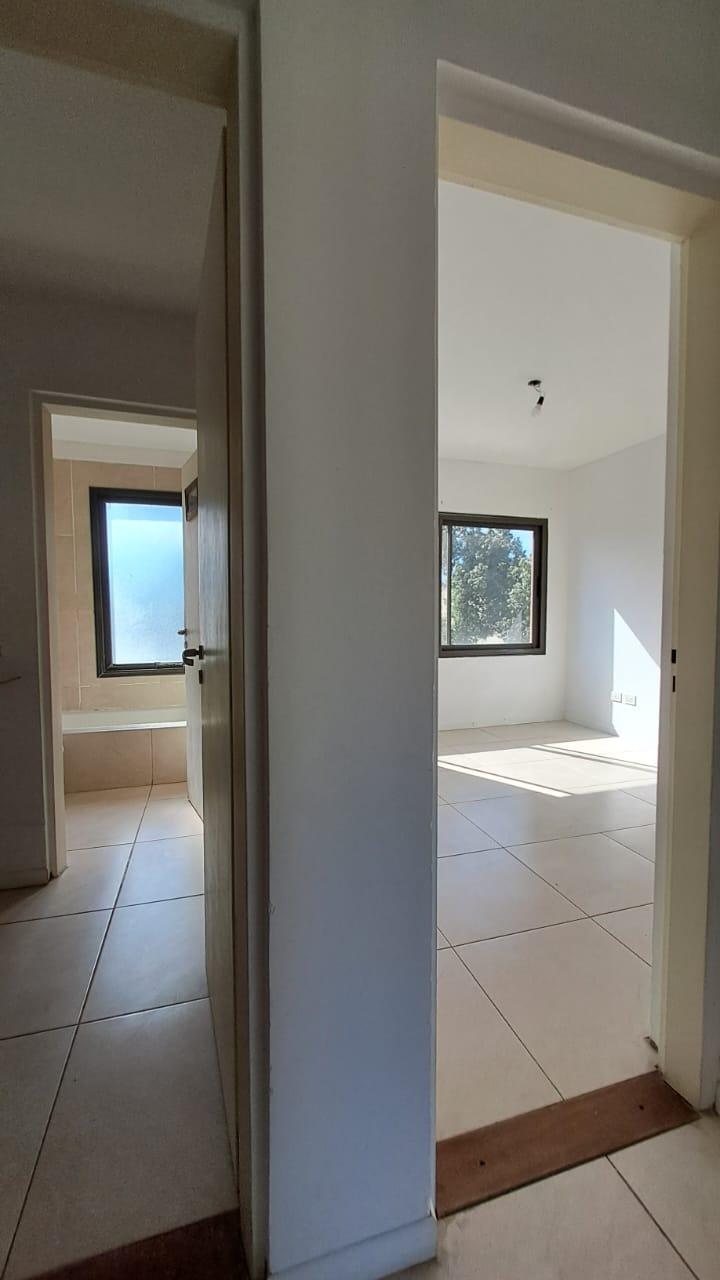 Casa 4 Ambientes en Alquiler en Pérgolas de Canning, Ezeiza