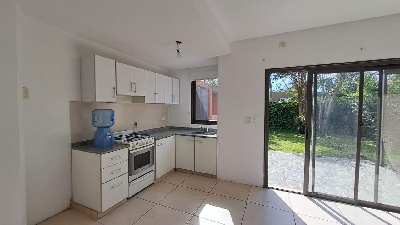 Casa 4 Ambientes en Alquiler en Pérgolas de Canning, Ezeiza