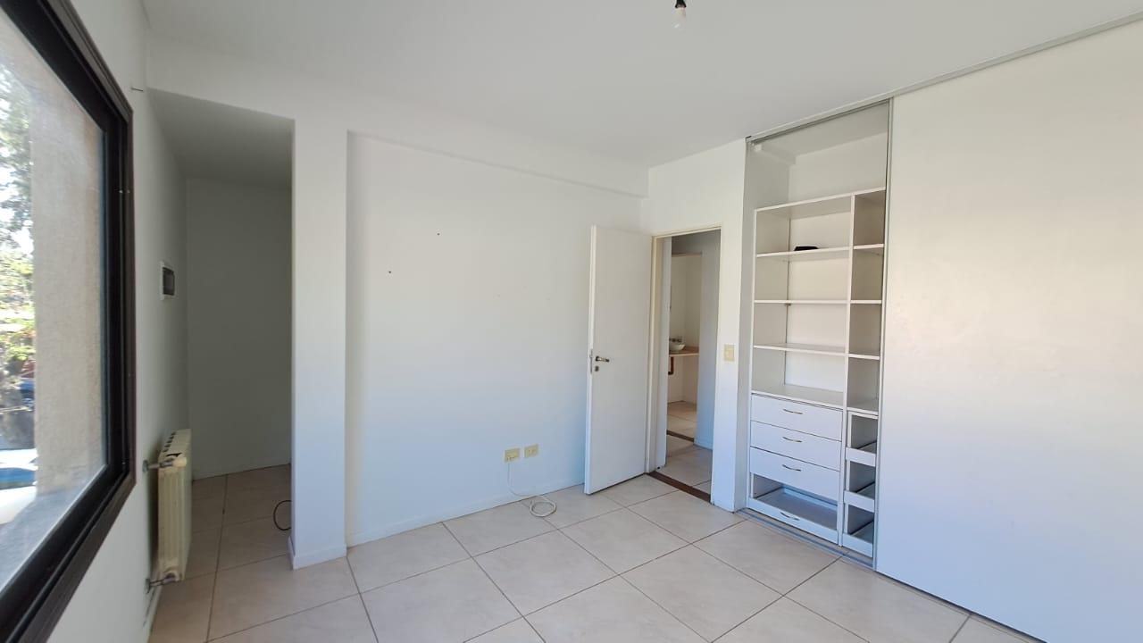 Casa 4 Ambientes en Alquiler en Pérgolas de Canning, Ezeiza