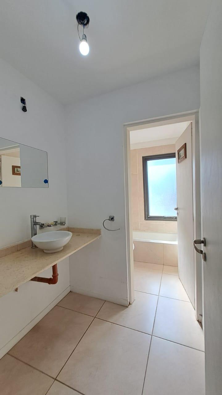 Casa 4 Ambientes en Alquiler en Pérgolas de Canning, Ezeiza