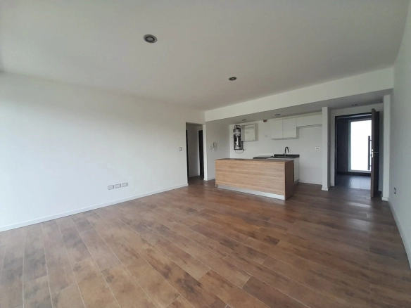 Departamento de 3 ambientes con dos cocheras a la venta en Ezeiza