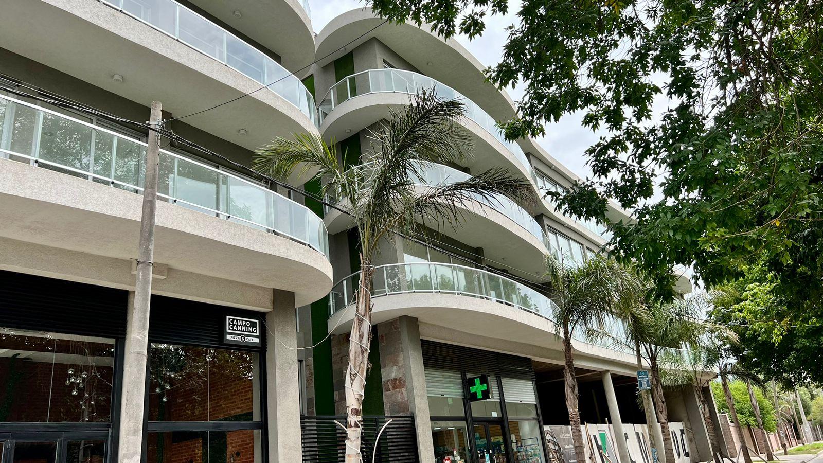 Departamento de 2 ambientes con cochera a la venta en Ezeiza