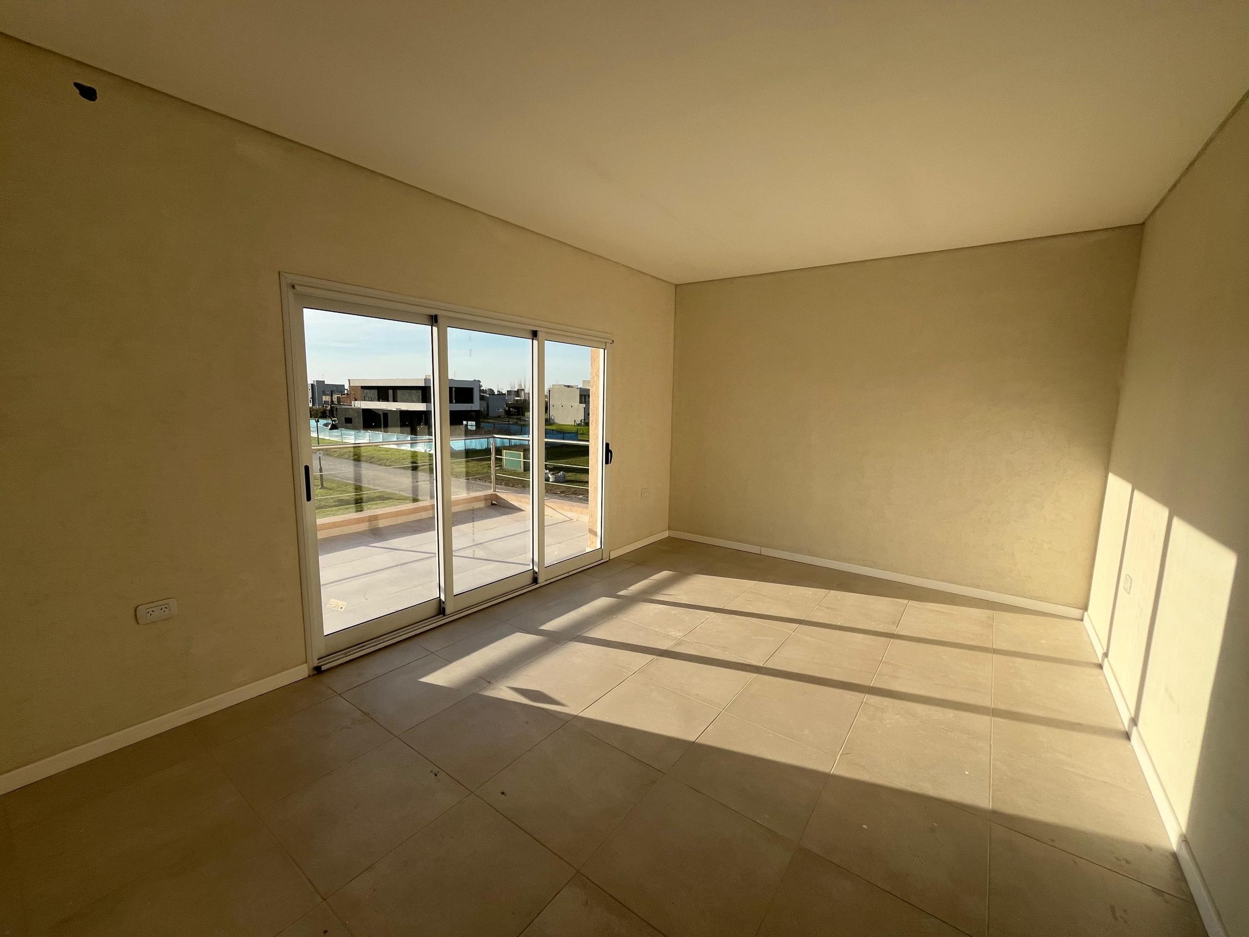 WhatsApp Image 2025-08-14 at 15.56.50