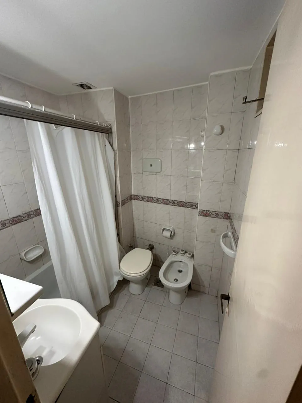 WhatsApp Image 2025-05-28 at 14.47.10 (1)