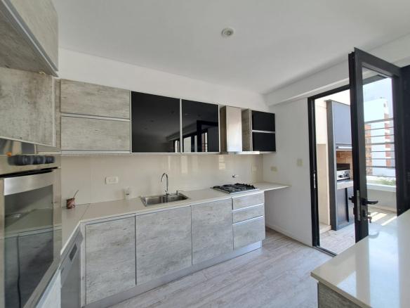 Venta de Duplex en Caballito 4 ambientes con balcón y parrilla