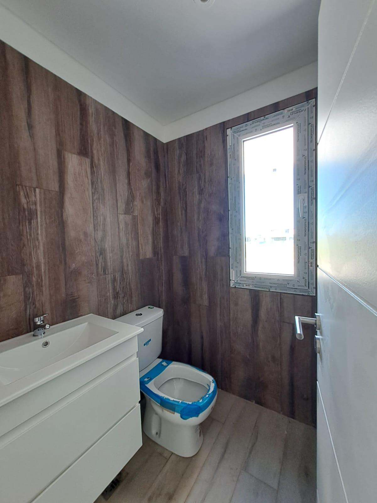 Casa en venta en San Simon a estrenar con 4 dormitorios y 3 baños