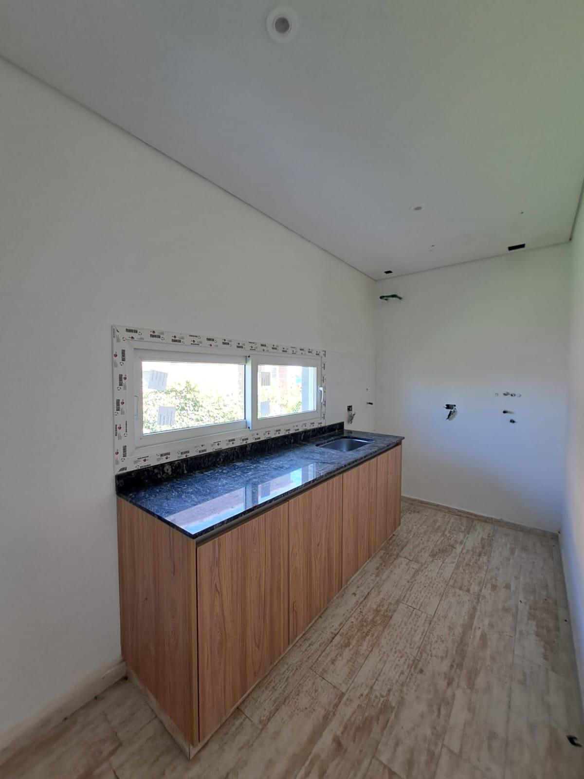 WhatsApp Image 2025-10-07 at 15.05.04