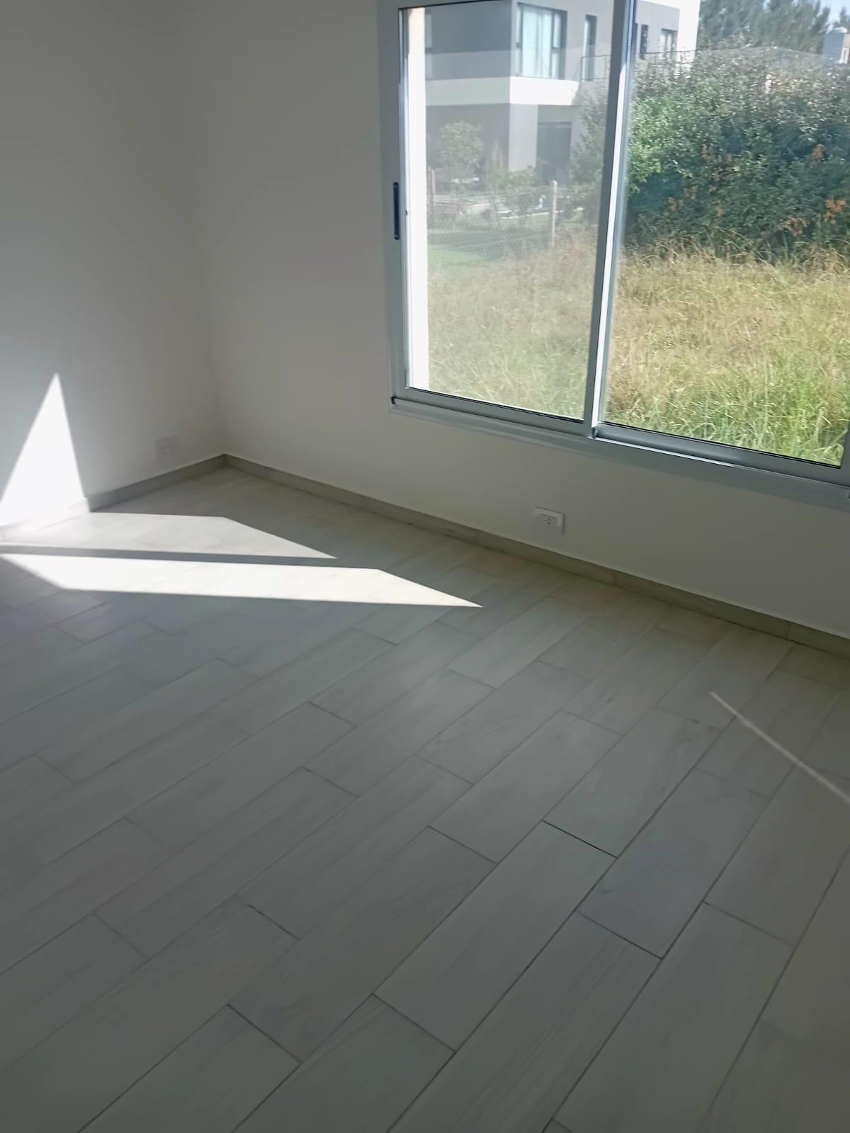 WhatsApp Image 2026-03-04 at 13.01.24