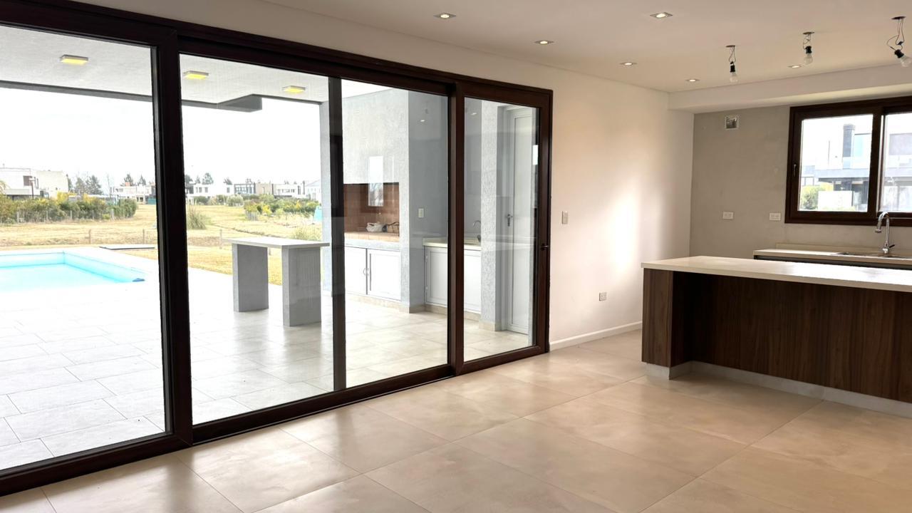 WhatsApp Image 2026-07-04 at 15.12.28