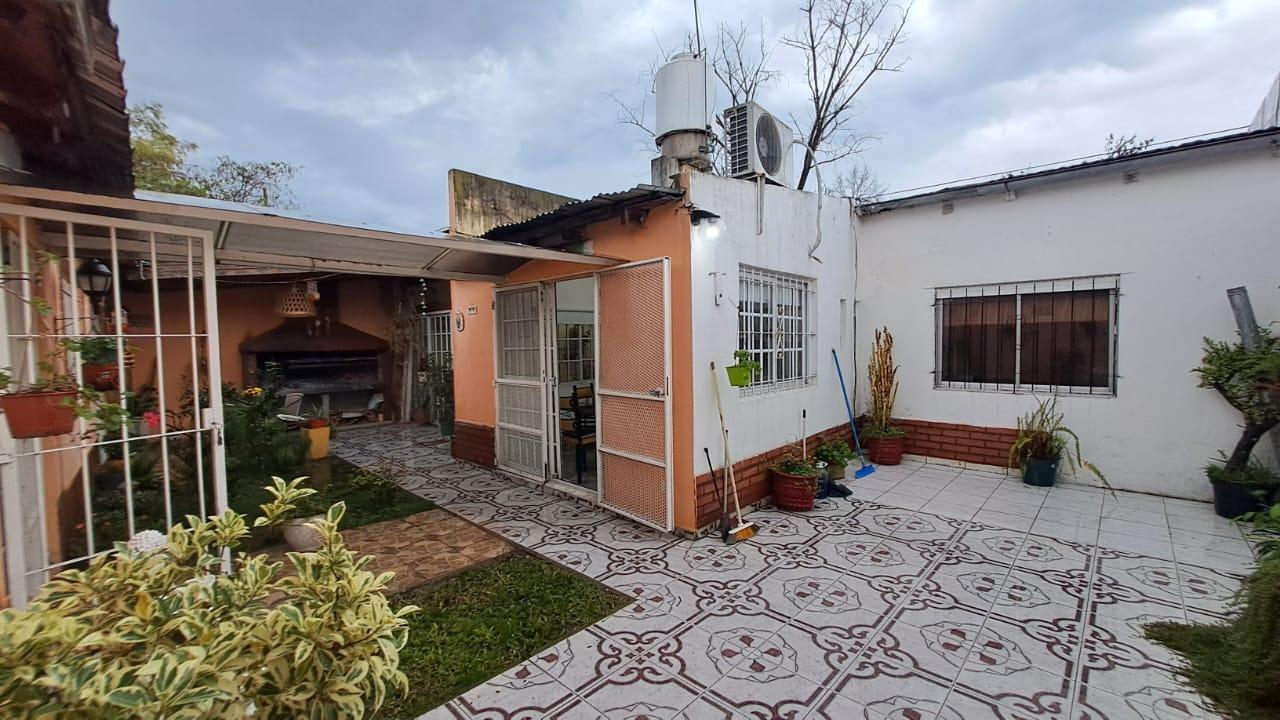 Casa en venta en Ezeiza sobre Berutti al 100