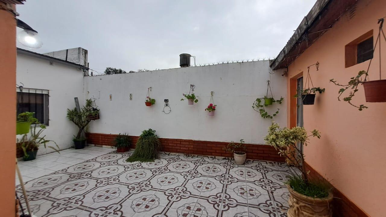 Casa en venta en Ezeiza sobre Berutti al 100