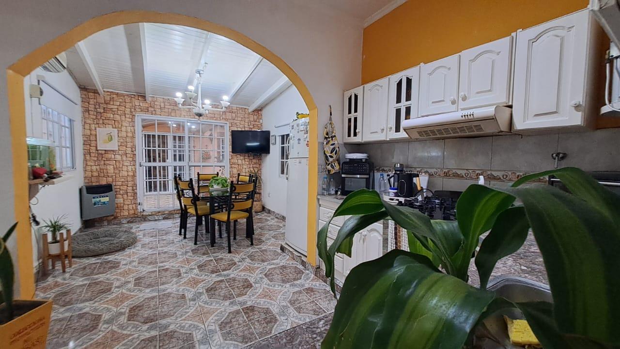 Casa en venta en Ezeiza sobre Berutti al 100