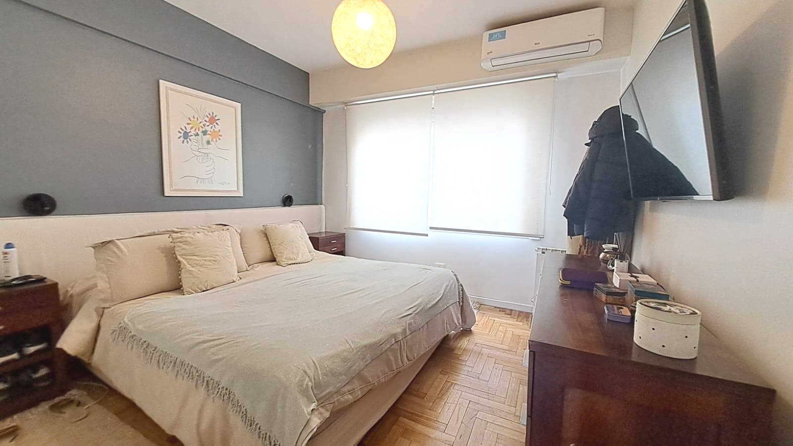 Departamento a la venta de 3 ambientes renovado a nuevo en Caballito Sobre Juan Bautista Alberdi