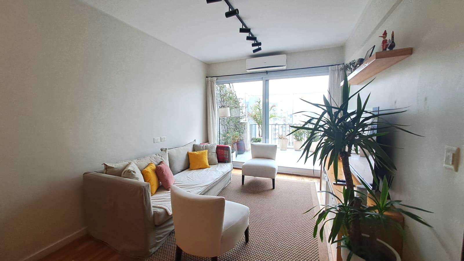 Departamento a la venta de 3 ambientes renovado a nuevo en Caballito Sobre Juan Bautista Alberdi