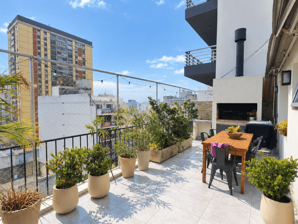 Departamento a la venta de 3 ambientes renovado a nuevo en Caballito Sobre Juan Bautista Alberdi