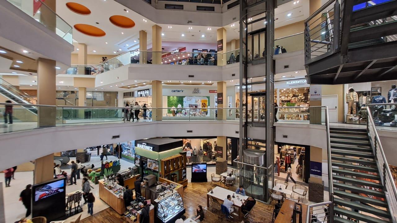 Local en venta en Canning Shopping las Toscas