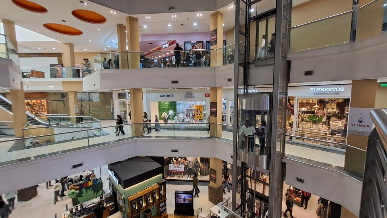 Local en venta en Canning Shopping las Toscas
