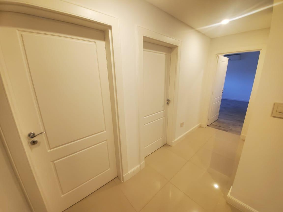 Casa de estilo clásico de 5 ambientes en venta en Saint Thomas Oeste Canning