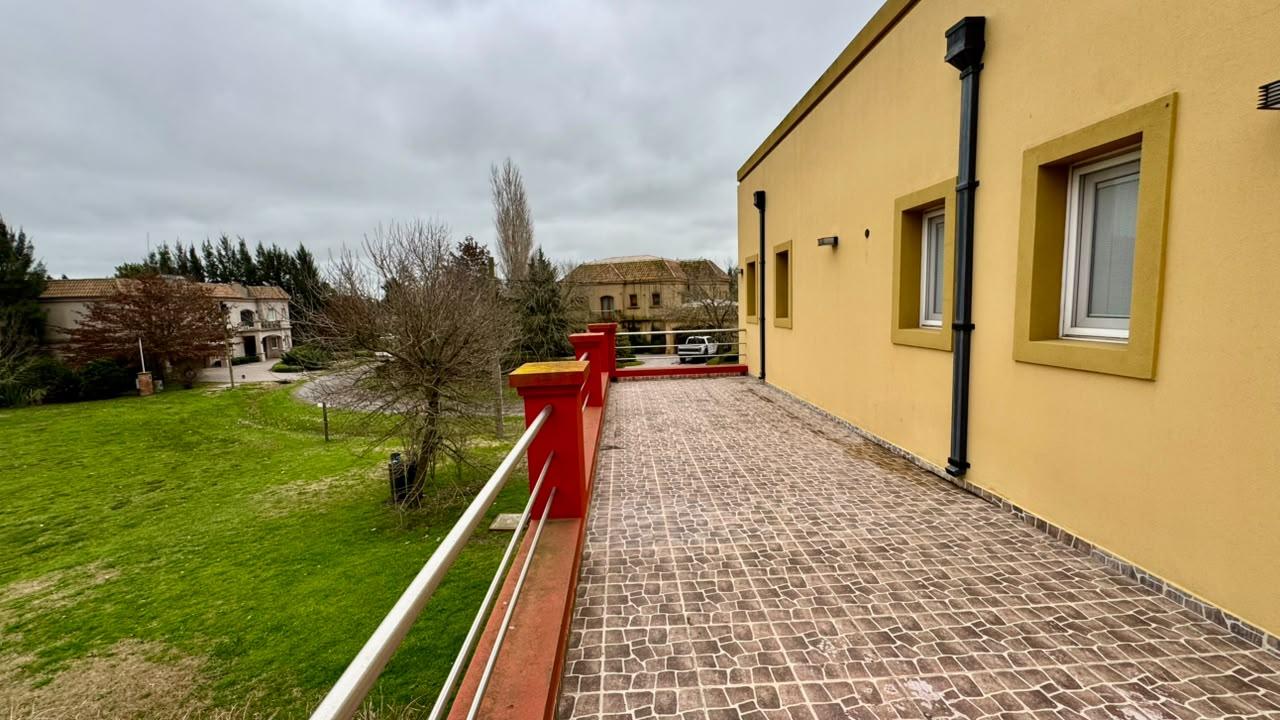 WhatsApp Image 2026-08-06 at 15.53.13 (1) Casa de fin de semana en venta en Fincas de San Vicente Golf