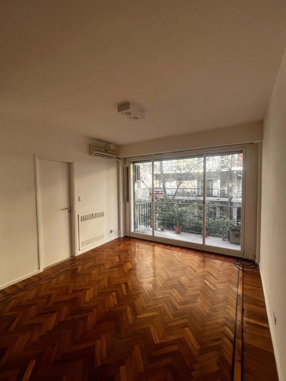 Departamento monoambiente en tercer piso en venta, Recoleta, Capital Federal, calle Larrea al 1300