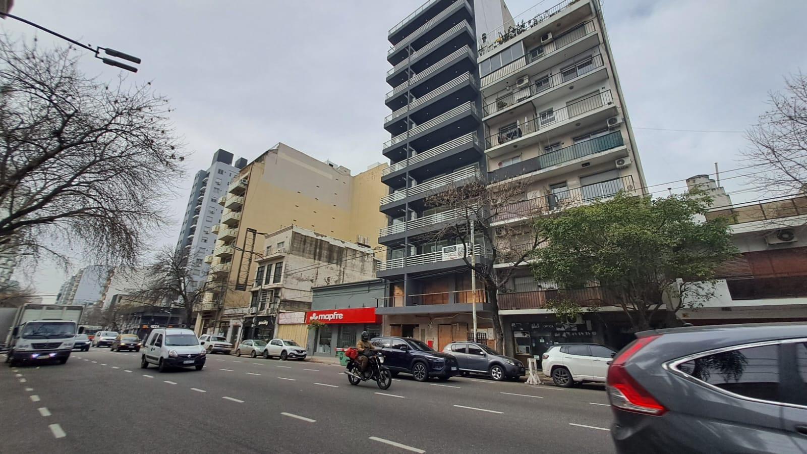 Departamento a la venta de 3 ambientes con amplia terraza balcón y parrilla en Caballito Sobre Juan Bautista Alberdi