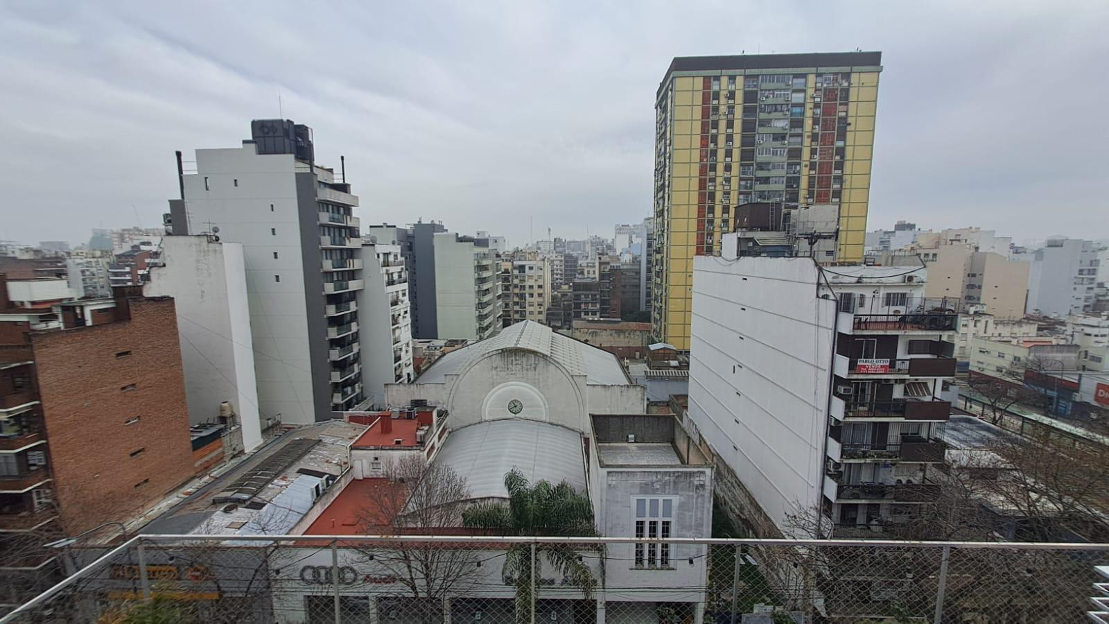 Departamento a la venta de 3 ambientes con amplia terraza balcón y parrilla en Caballito Sobre Juan Bautista Alberdi