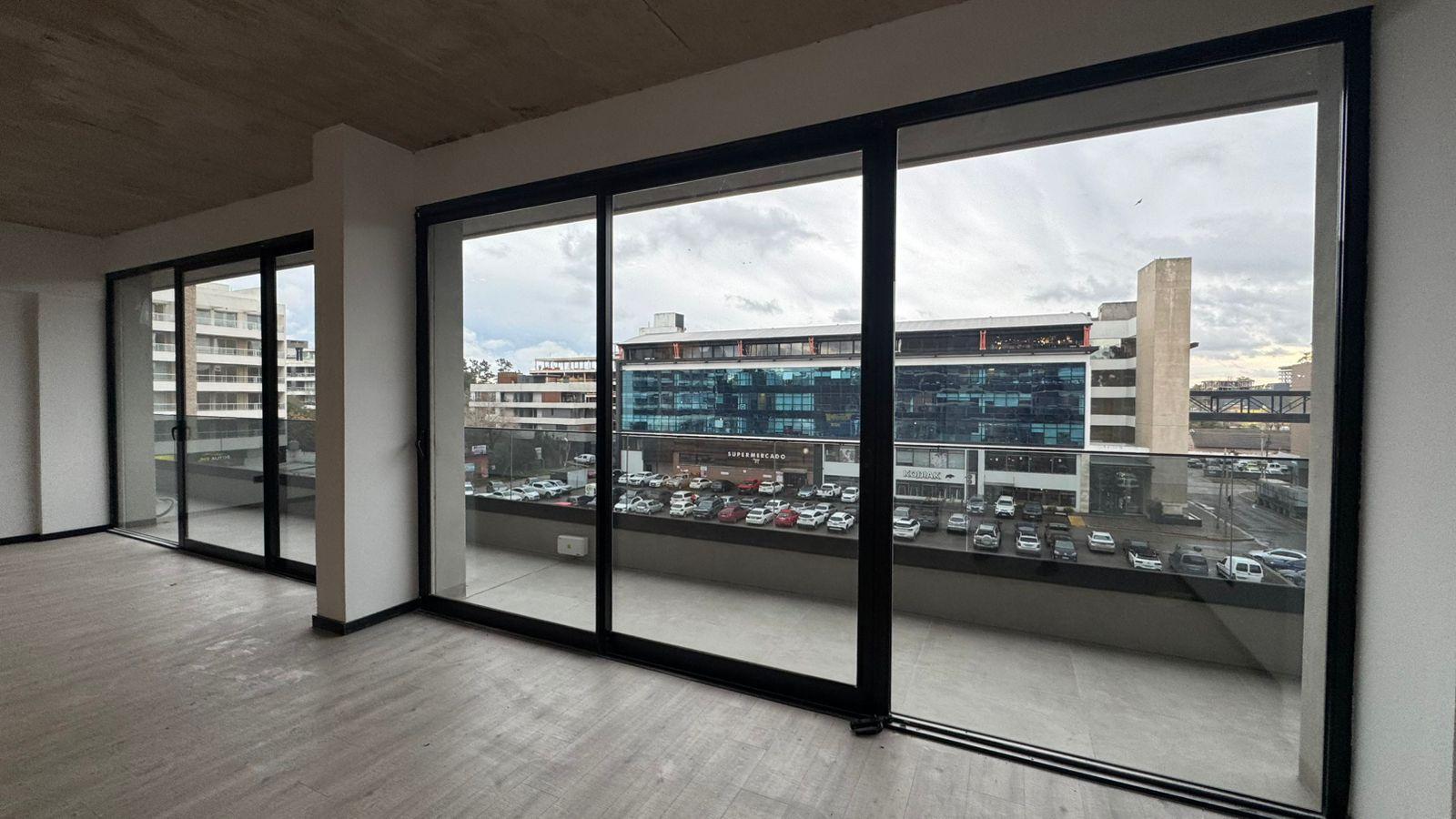 WhatsApp Image 2026-08-28 at 14.43.10 Edificio Toscas Office II Venta de Oficina de 68 m2