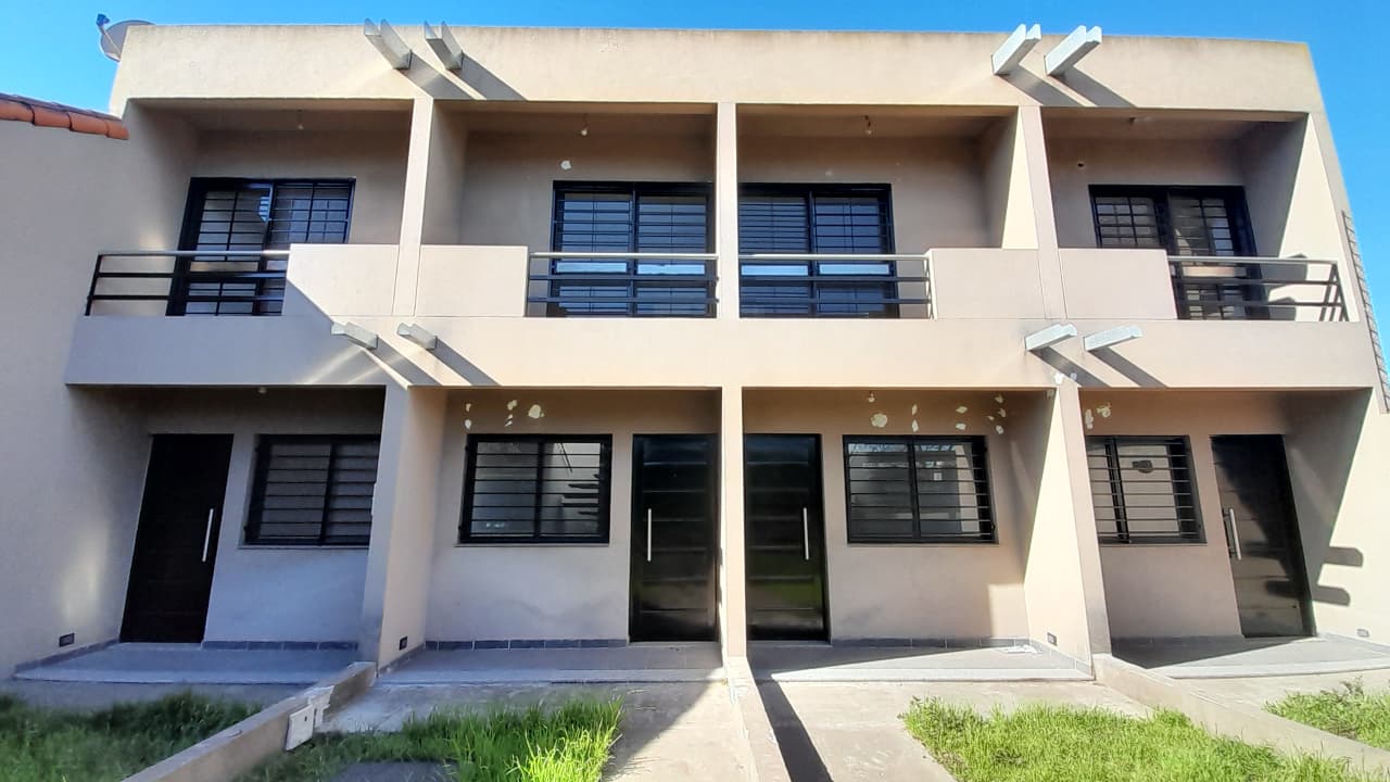 Duplex en venta en Monte Grande Con Escritura y Planos