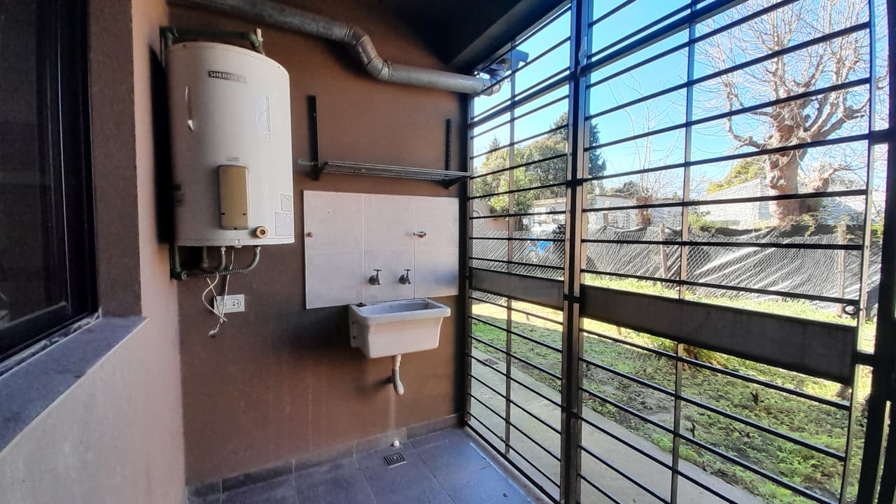 Duplex en venta en Monte Grande Con Escritura y Planos
