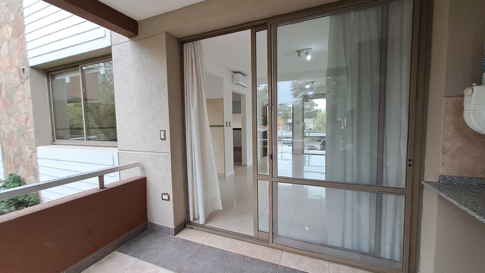 Venta y Alquiler de Departamento en Canning 2 ambientes en primer piso por ascensor complejo Amaneceres Residence