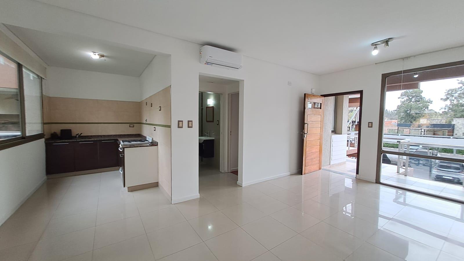 Venta y Alquiler de Departamento en Canning 2 ambientes en primer piso por ascensor complejo Amaneceres Residence
