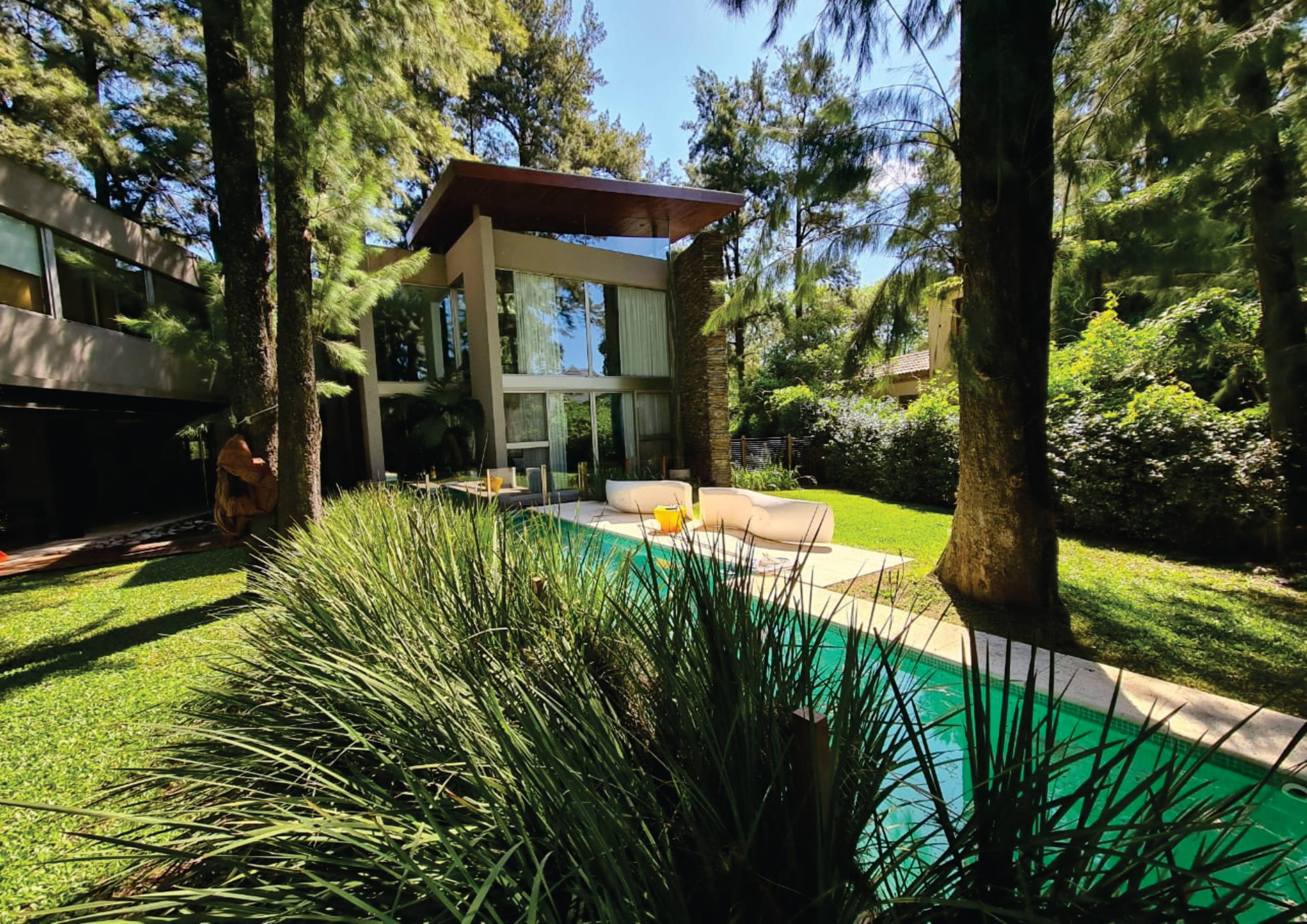 Casa en alquiler temporal en Ezeiza La Deseada amoblada