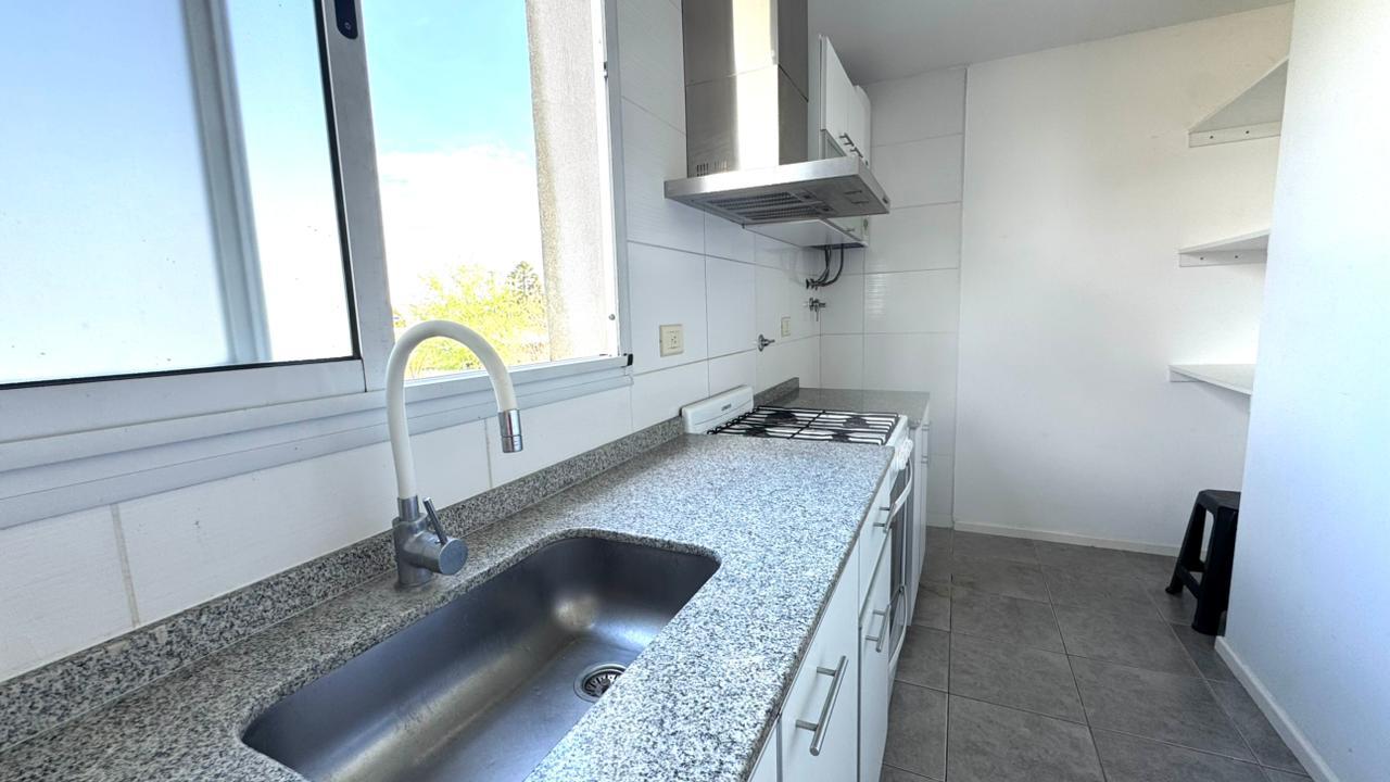 Alquiler de Departamento de 2 ambientes con cochera en Procrear