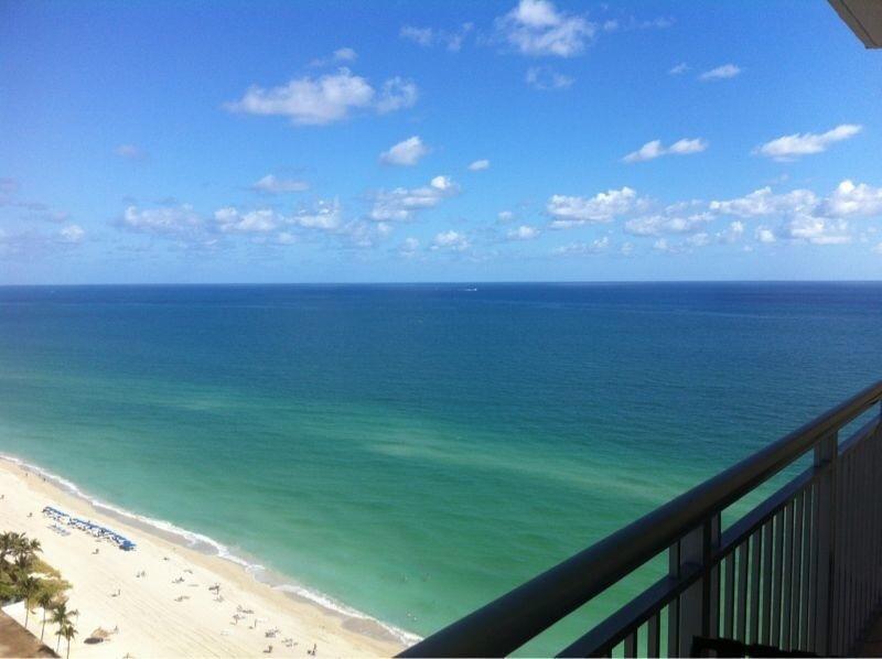 Venta de Departamentos en Miami Florida Edificio del Hotel Double Tree Ocean Point de Hilton