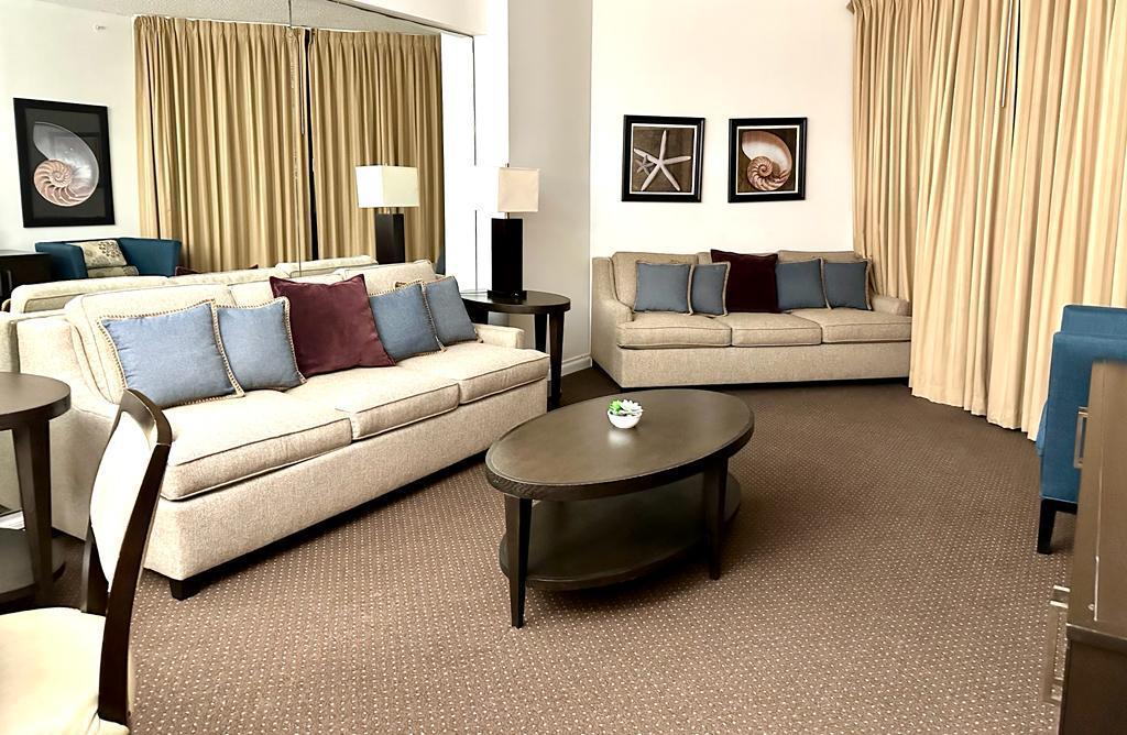 Venta de Departamentos en Miami Florida Edificio del Hotel Double Tree Ocean Point de Hilton