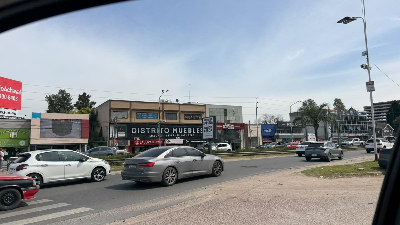 Local comercial en Alquiler en Av. Castex Canning