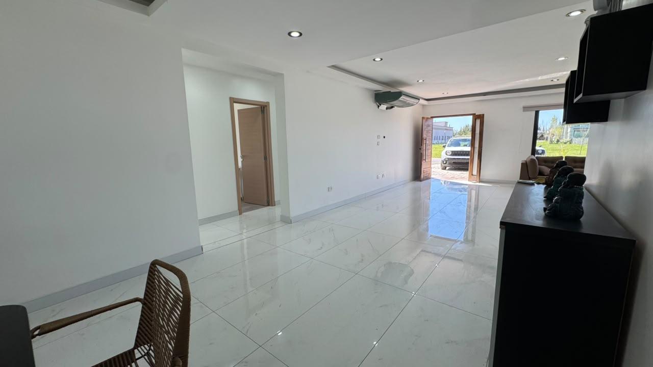 Casa con 4 dormitorios a la venta en Lagos de San Eliseo Guernica Acceso por Ruta 58