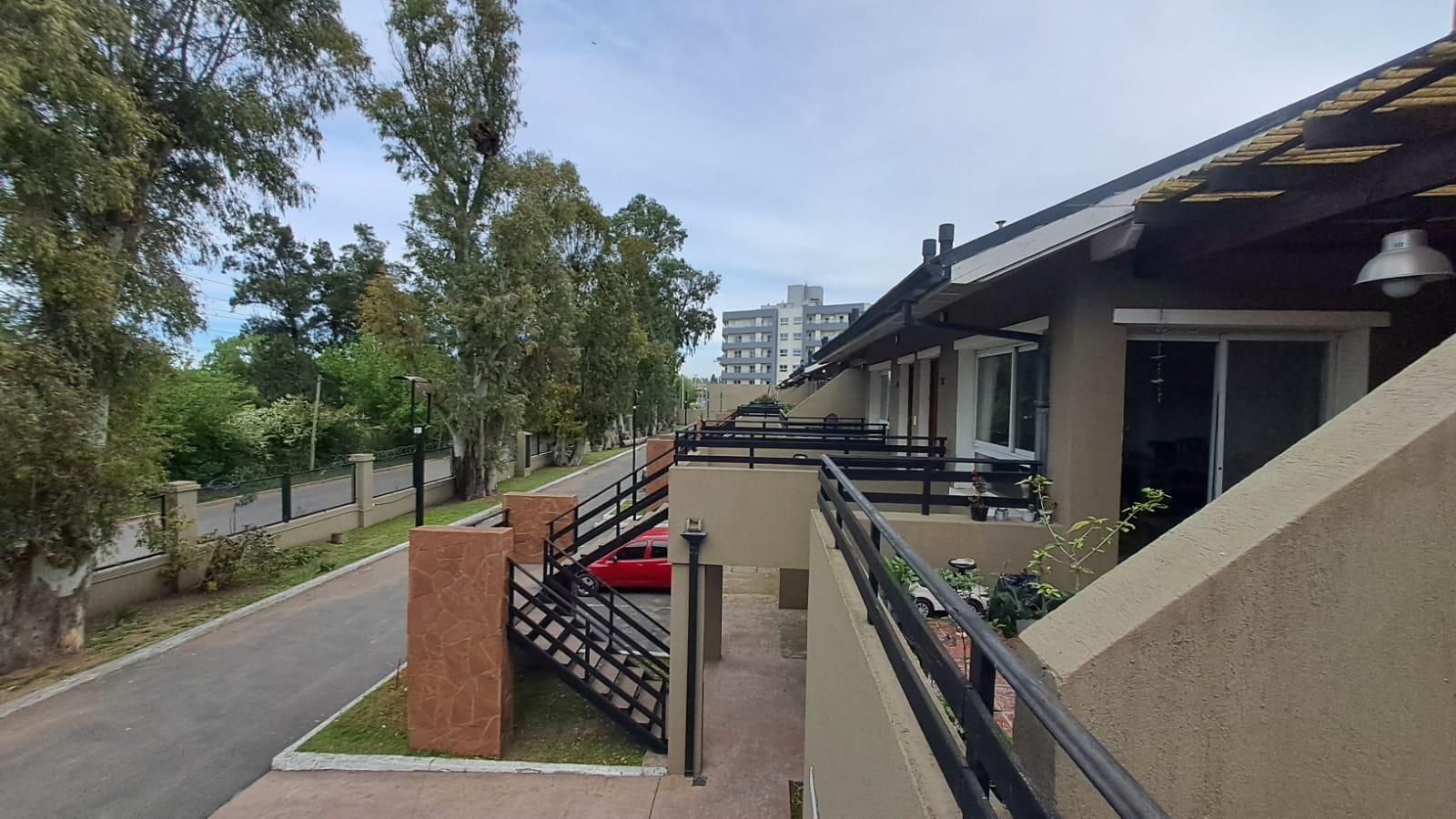 WhatsApp Image 2026-10-06 at 11.49.35 Departamento en Venta y Alquiler en Canning Primer Piso por escalera complejo Amaneceres De Canning