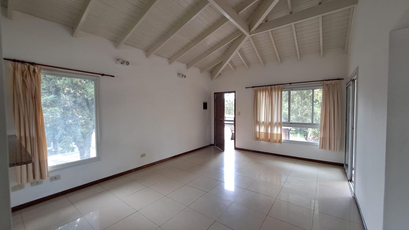 WhatsApp Image 2026-10-06 at 11.49.36 (1) Departamento en Venta y Alquiler en Canning Primer Piso por escalera complejo Amaneceres De Canning