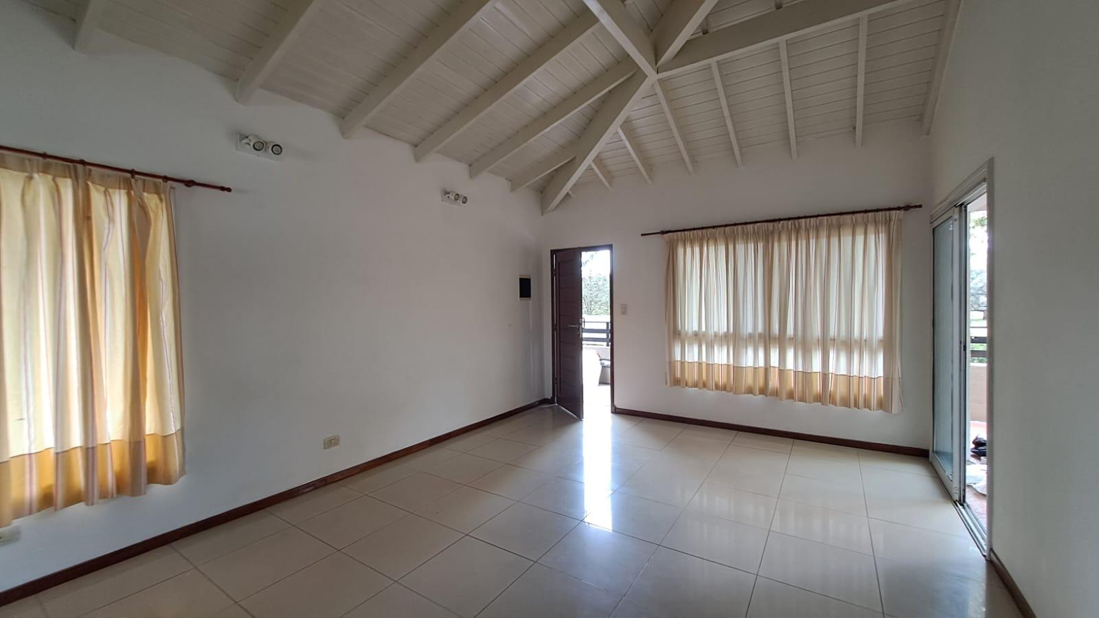 WhatsApp Image 2026-10-06 at 11.49.37 Departamento en Venta y Alquiler en Canning Primer Piso por escalera complejo Amaneceres De Canning