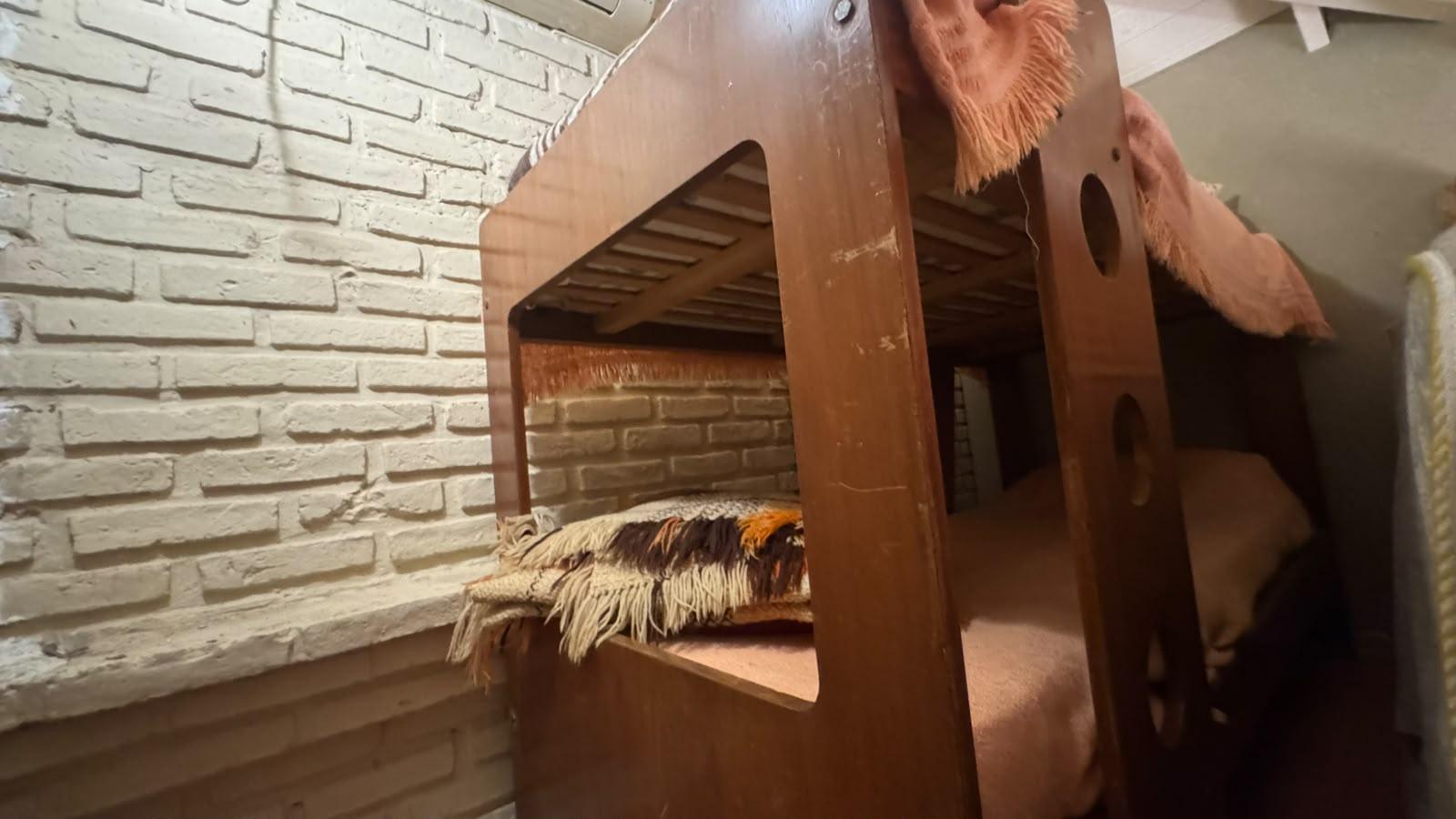 Casa amoblada con 3 dormitorios quincho y pileta en alquiler anual y temporal Los Rosales Canning