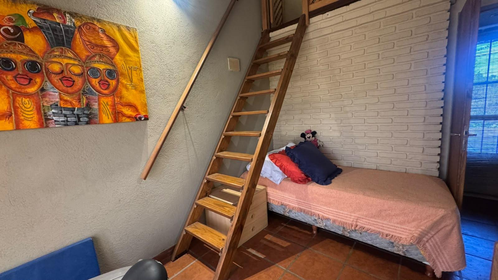 Casa amoblada con 3 dormitorios quincho y pileta en alquiler anual y temporal Los Rosales Canning