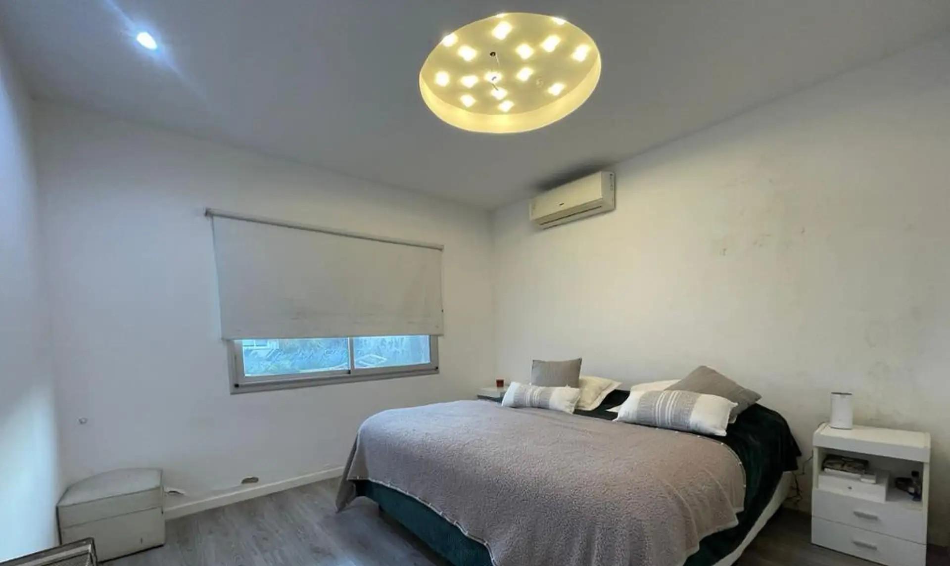 Casa con 4 dormitorios en alquiler en Don Joaquín Canning
