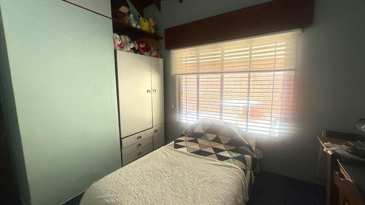 WhatsApp Image 2026-09-19 at 15.09.43 Casa en venta sobre terreno de 434 m2 en El Jaguel a 10 metros de Av. Castex Canning