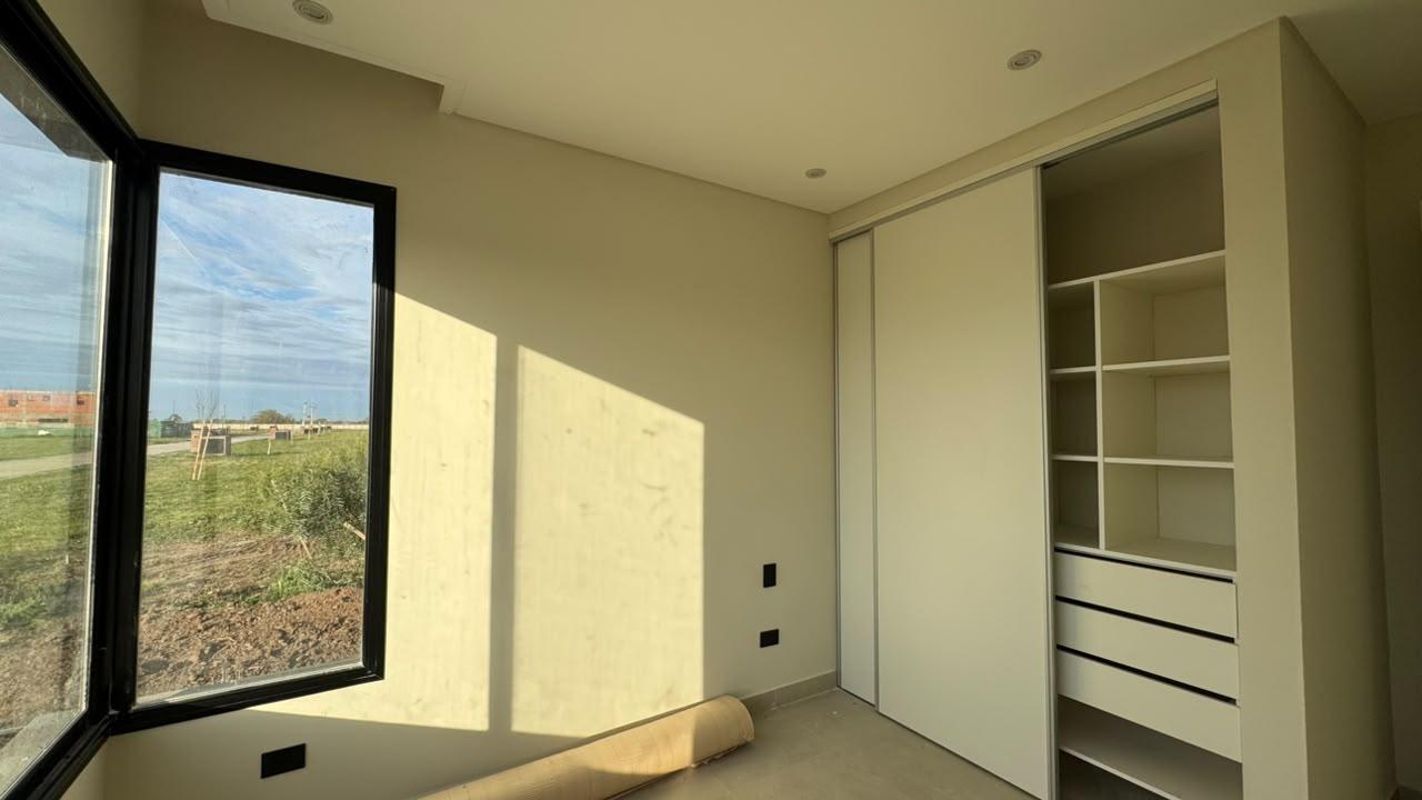 Casa en venta a estrenar en Saint Thomas Chico Canning