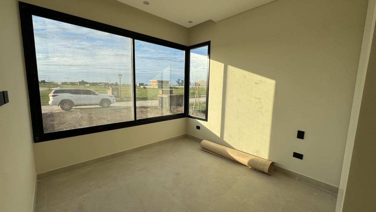 Casa en venta a estrenar en Saint Thomas Chico Canning