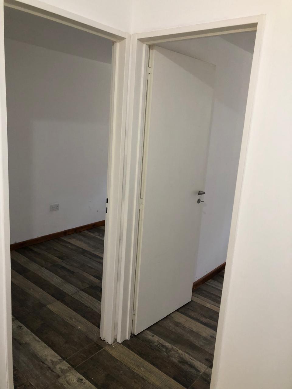Duplex sin muebles en alquiler con 3 dormitorios y patio en Ezeiza