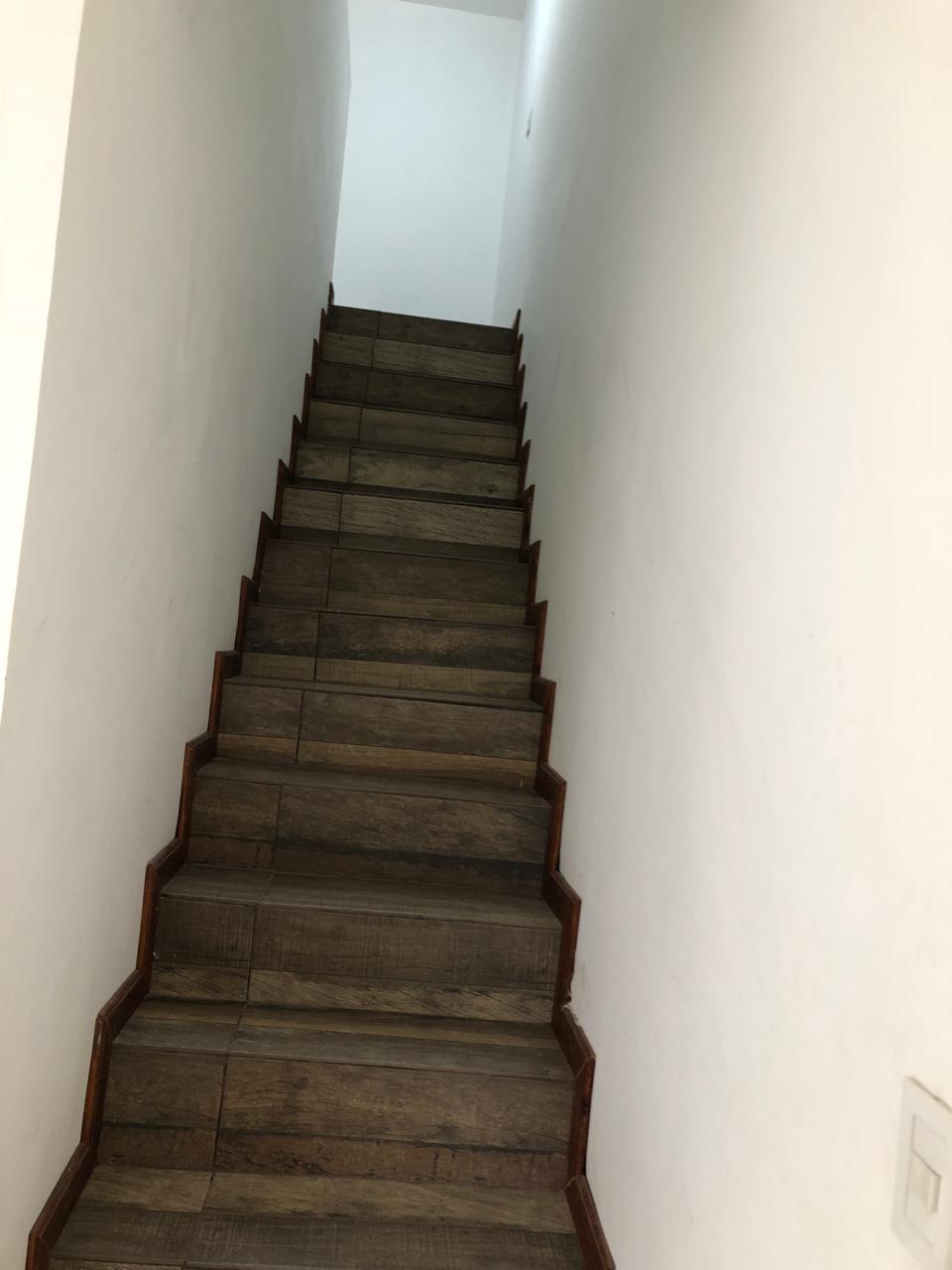 Duplex sin muebles en alquiler con 3 dormitorios y patio en Ezeiza