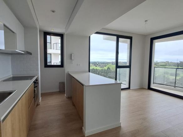 Departamento en Canning en alquiler con doble vista en edificio Vista Golf Torre Sur