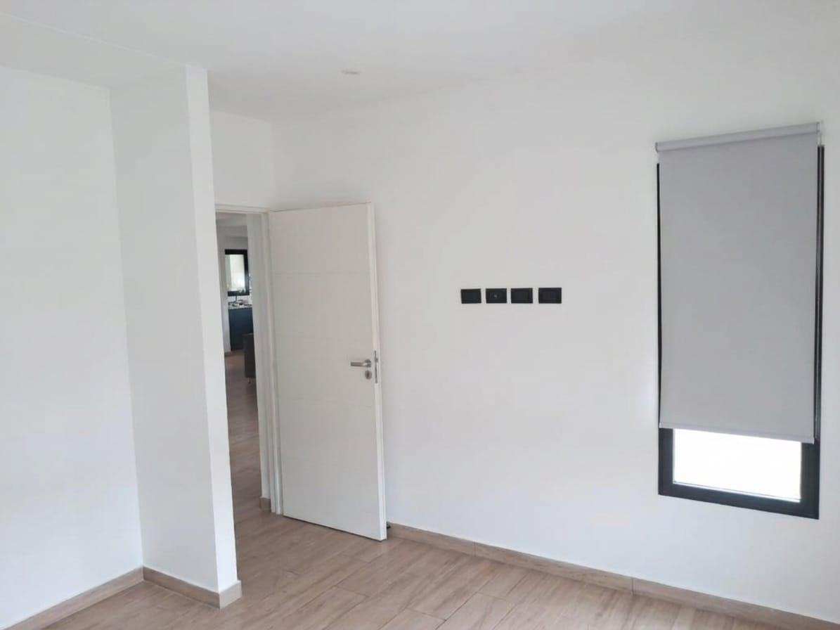 Casa en venta 4 ambientes en barrio cerrado santa Inés (perimetral a Juana de arco), Canning